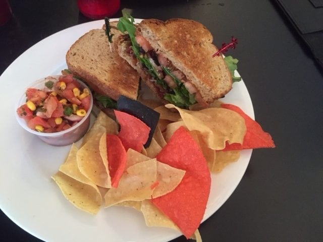 Try Cruisers in Hardy for a Great Meal and Live Music as Scheduled