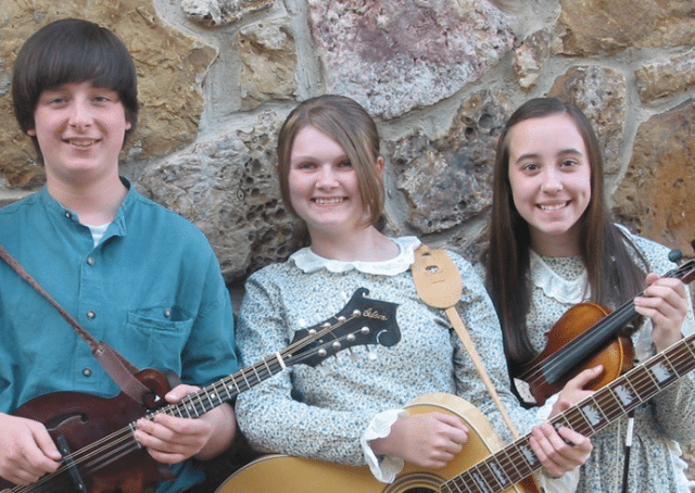 Free Music Roots Concerts Kicks off 2017 Music Season at the Ozark Folk Center State Park