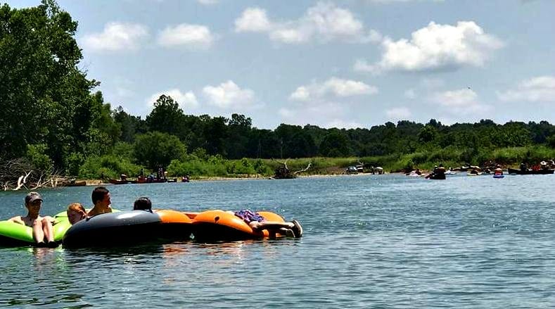 The Great Eleven Point River Float – Filled the river with people for sure!