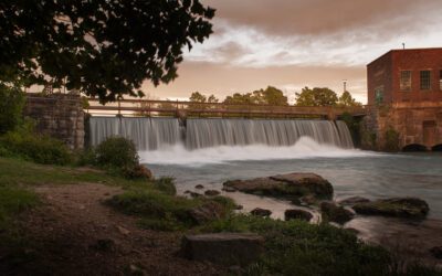 A Perfect Day in Mammoth Spring: Natural Wonders & Small-Town Charm